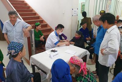 Bac_sy_Ma_Van_Huan_f936b71369