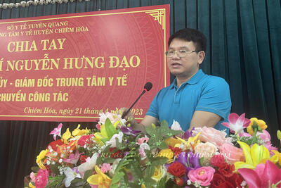 Đ/c Đạo phát biểu tại buổi chia tay về đơn vị công tác mới