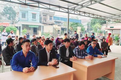 Đoàn cơ sở TTYT huyện Chiêm Hoá khám, cấp thuốc miễn phí trên địa bàn xã Tân An.