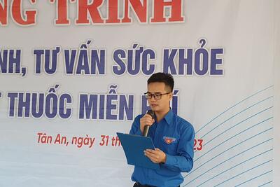 Đoàn cơ sở TTYT huyện Chiêm Hoá khám, cấp thuốc miễn phí trên địa bàn xã Tân An.